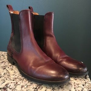 Frye Melissa Chelsea Boot size 8 in cognac